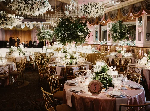 Espaces créatifs et interactifs, favorisant échanges et networking.